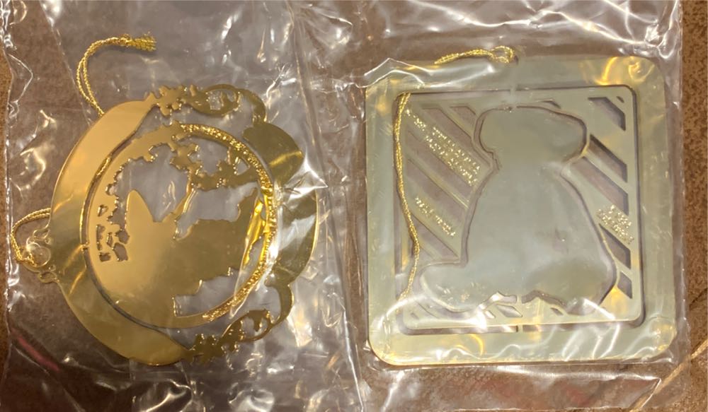 Hallmark Teddy Bear  ornament collectible [Barcode 400983100504] - Main Image 4