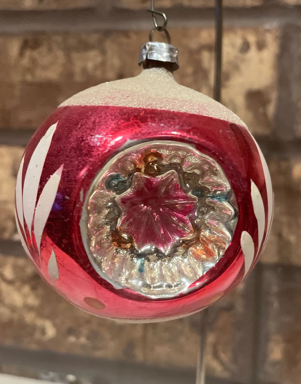 Triple Reflector - Triple Reflector (Round) ornament collectible - Main Image 2