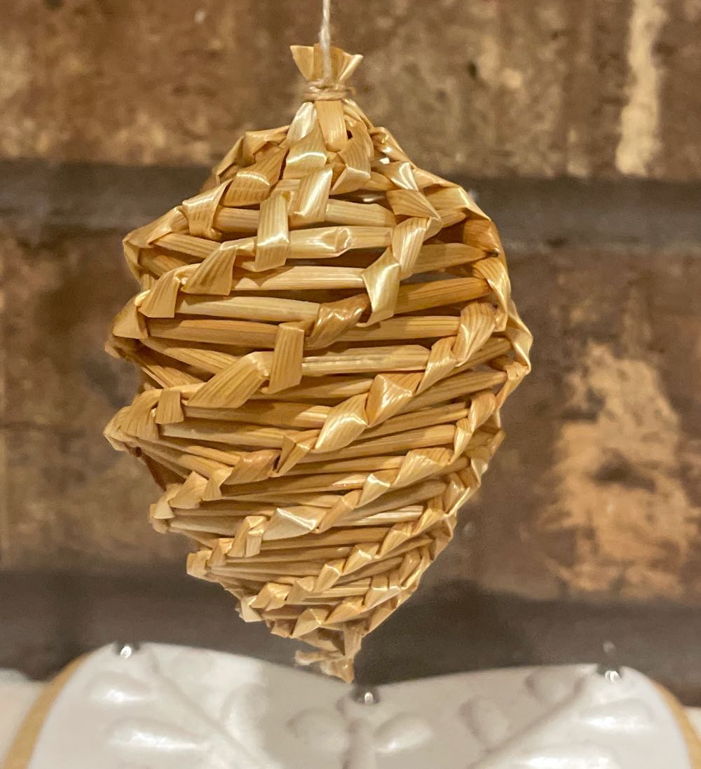 Scandinavian - Pine Cone  ornament collectible - Main Image 1