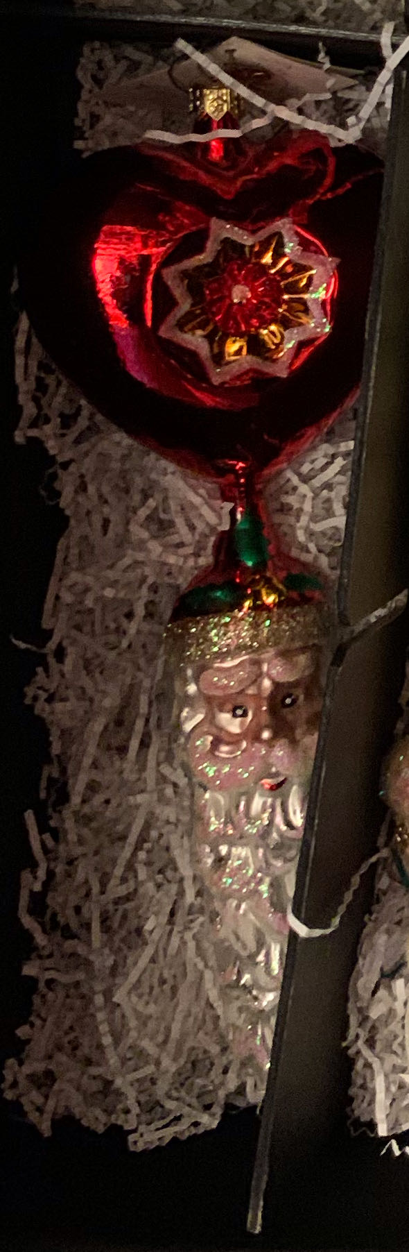 AC - Valentine - Boy & Girl Sitting - L132