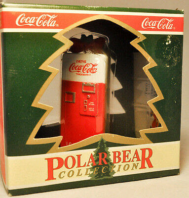 Coca Cola Vending Machine Mischief - Coca-Cola (Christmas) ornament collectible - Main Image 2