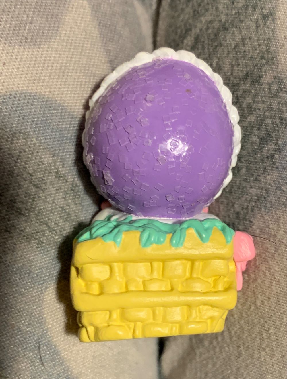 HH #4 Bonnie Bonnet (April) - Happy Hatters (Happy Hatters) ornament collectible [Barcode 015012553987] - Main Image 4