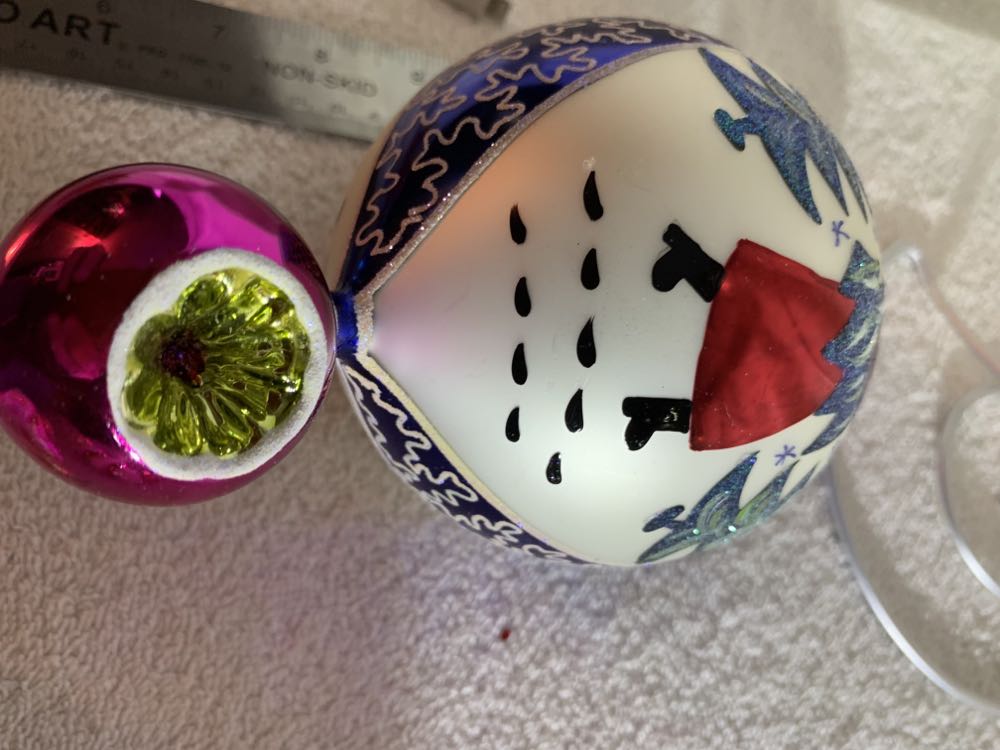 15th Anniversary Blue Lucy - 15th Anniversary (Santa) ornament collectible - Main Image 4