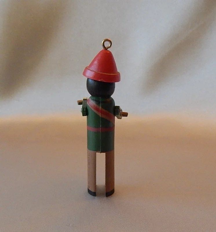 Clothespin - Drummer Boy - Little Trimmers (Collection) ornament collectible - Main Image 2