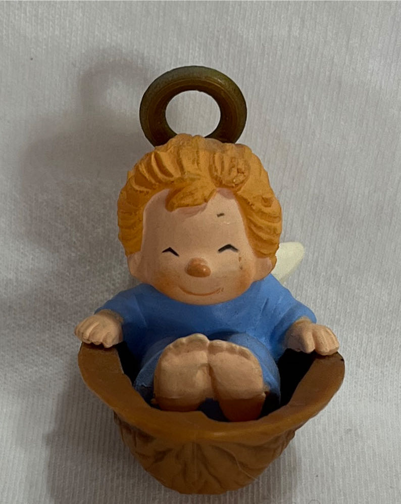 Angel Delight - Little Trimmer (Collection) ornament collectible - Main Image 2