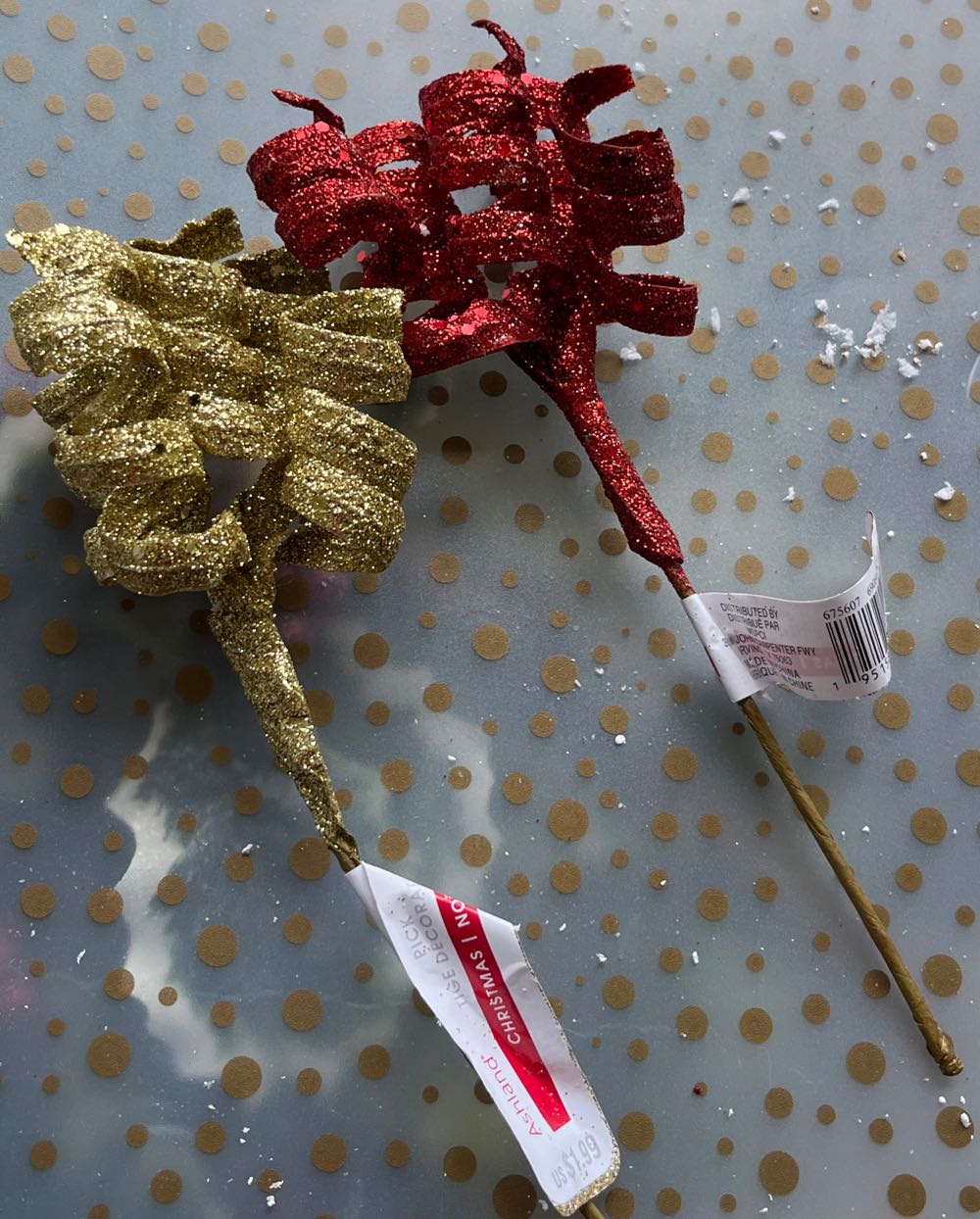 Bedecking, Pine Green