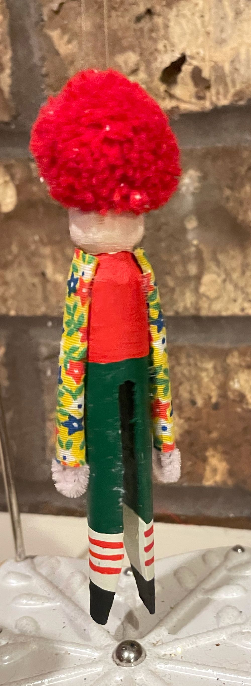 Clothespin - Clown - Male - Circus (Clothespin) ornament collectible - Main Image 2
