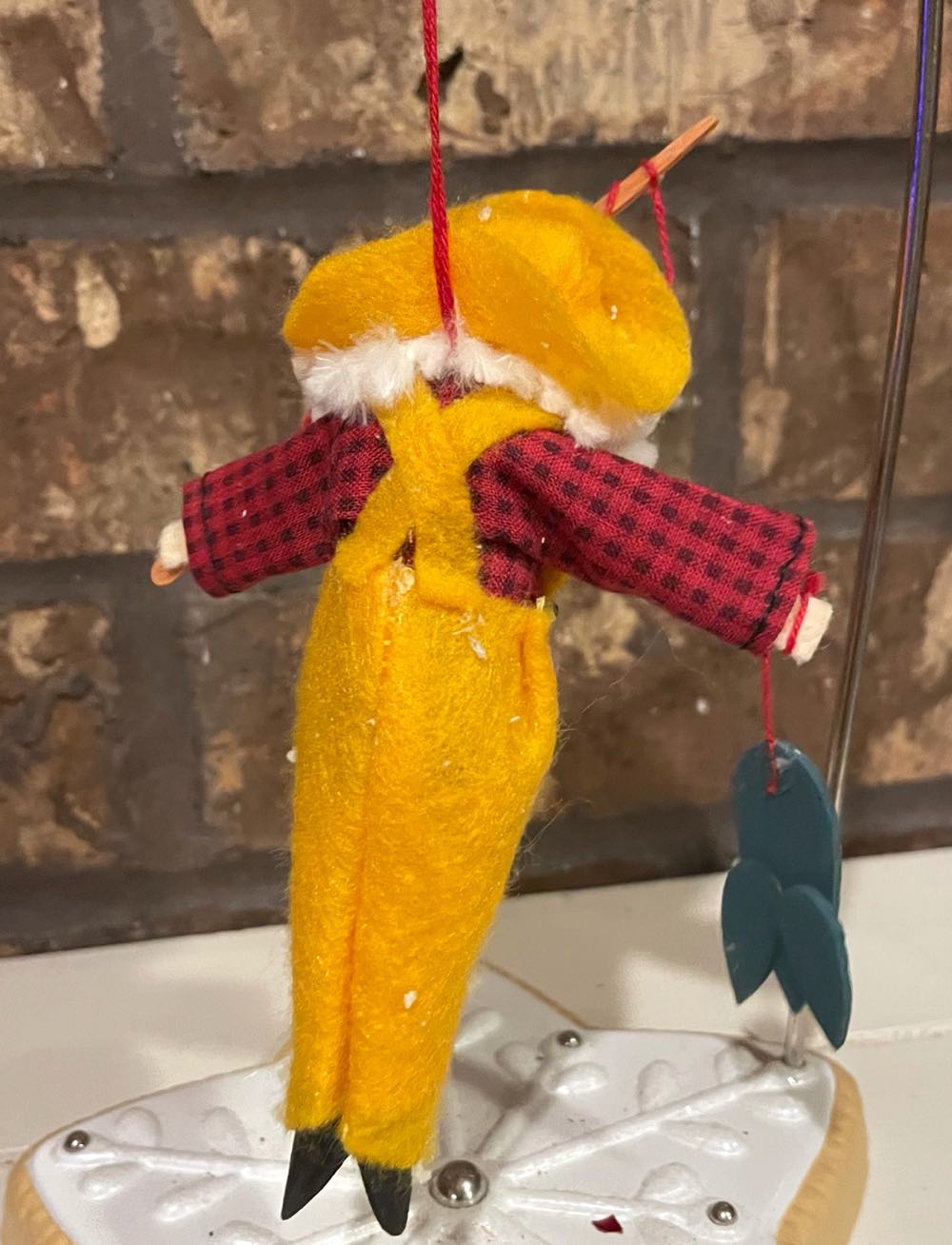 Clothespin - Fisherman - Fisherman (Clothespin) ornament collectible - Main Image 2