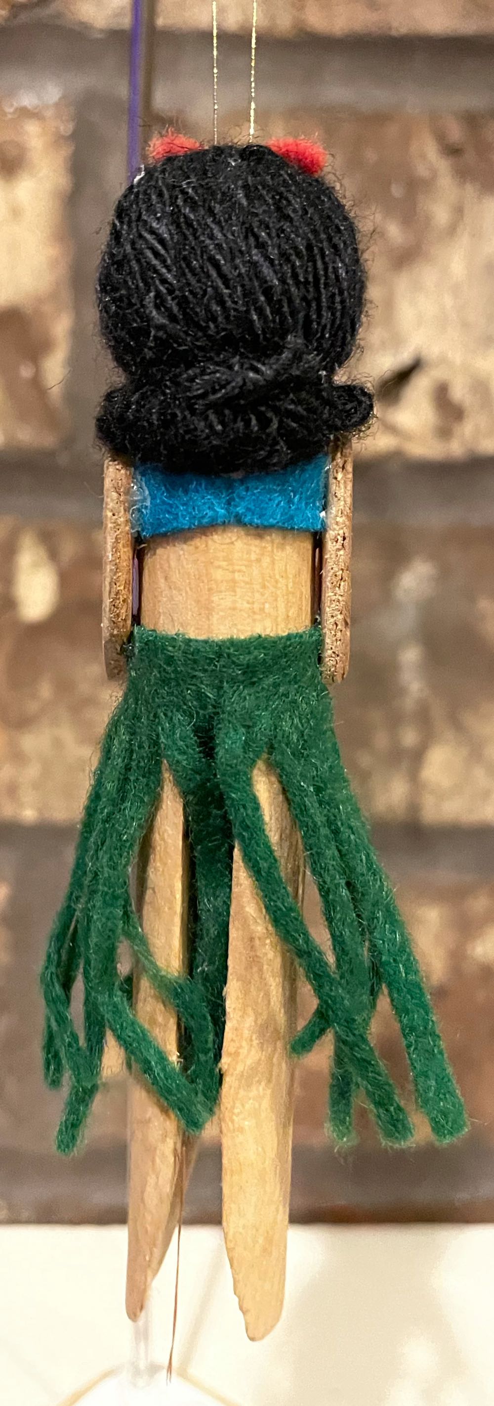 Arrow - Clothespin - Hula Dancer - Hula (Clothespin) ornament collectible - Main Image 2