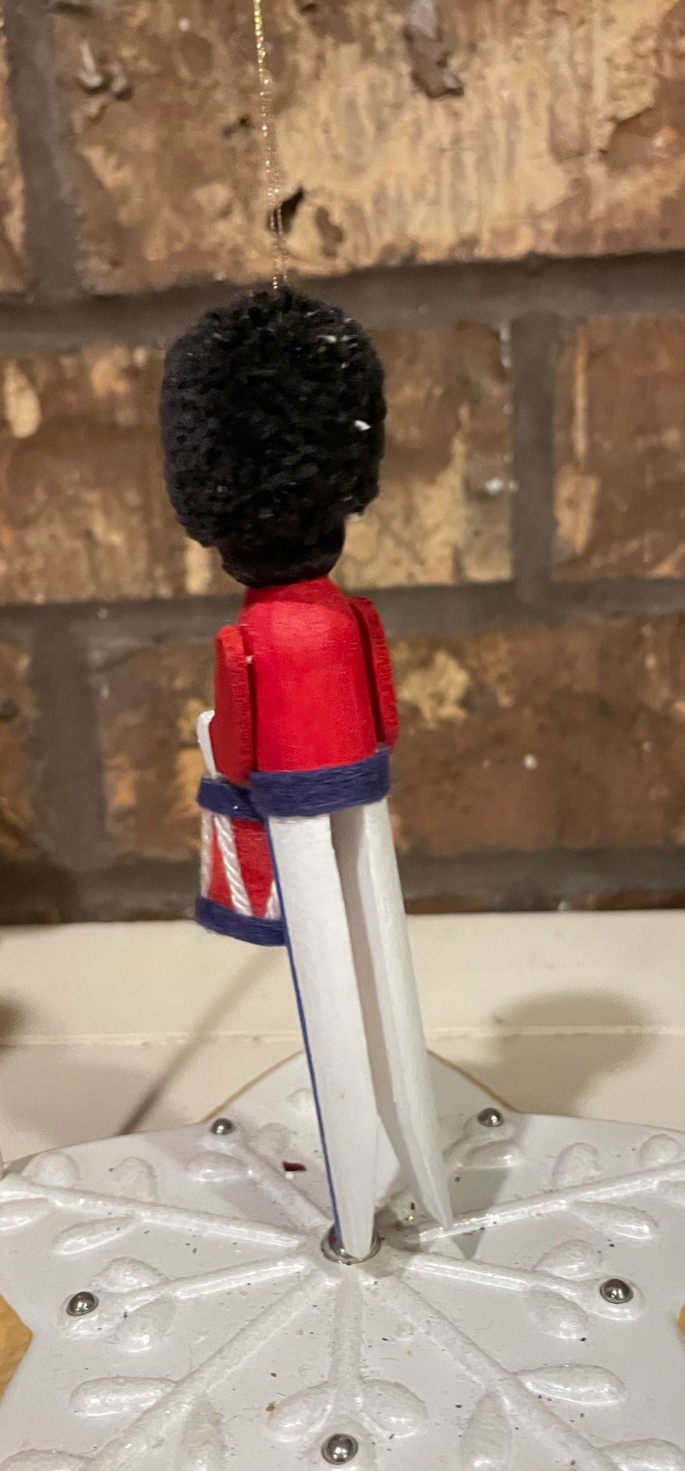 Arrow - Clothespin - British Soldier - Drummer - Soldier (Clothespin) ornament collectible - Main Image 2