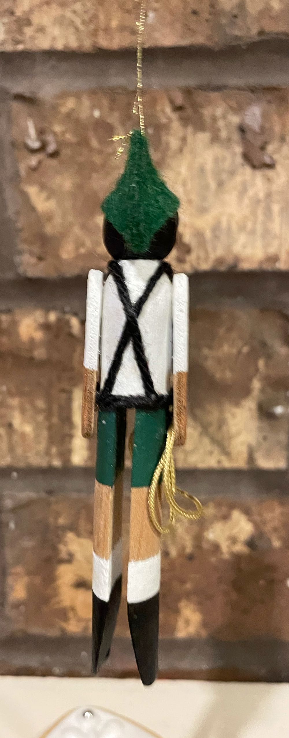 Arrow - Clothespin - Alps Mountaineer - Mountaineer (Clothespin) ornament collectible - Main Image 2