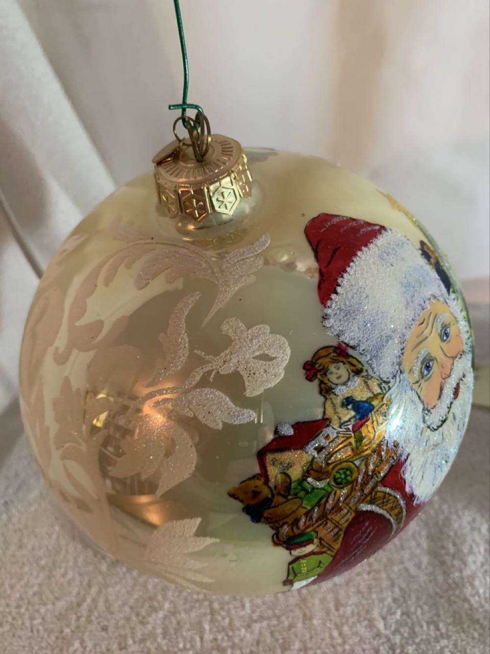 Christmas Eve - Holiday Limited Edition (Santa) ornament collectible - Main Image 2