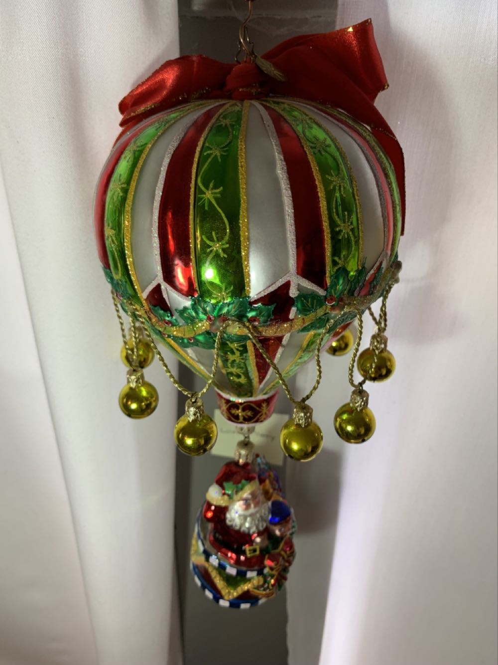 Holiday High - Glorious Christmas (Air Balloon) ornament collectible - Main Image 3