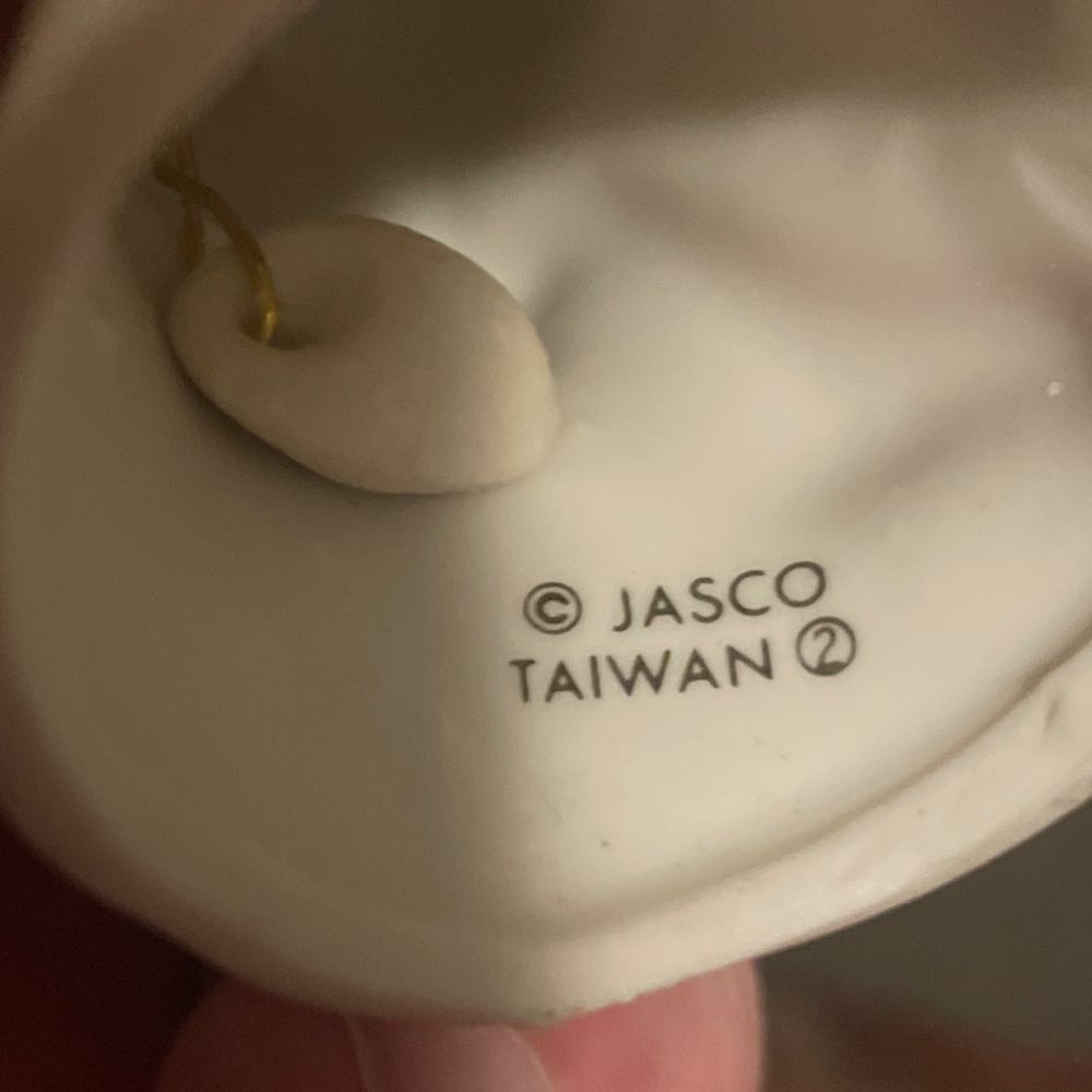 Jasco - L’il Chimers - Bear With Stocking - Character (Bell) ornament collectible - Main Image 3