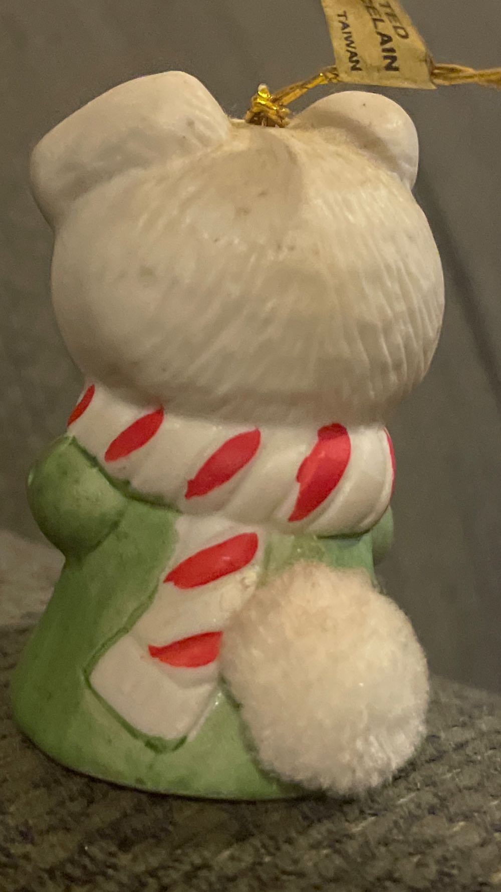 Jasco - L’il Chimers - Dog With Present - Character (Bell) ornament collectible - Main Image 2