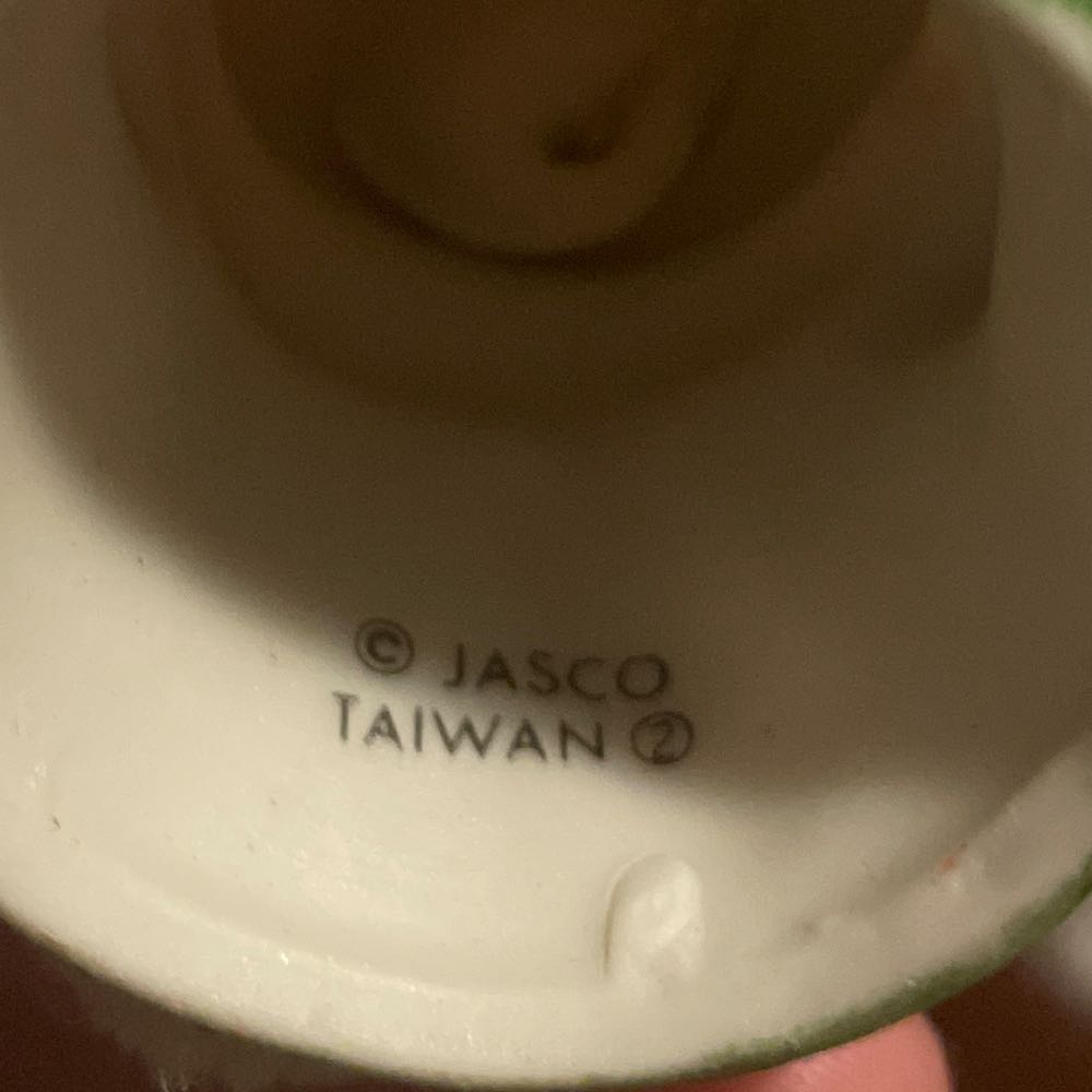 Jasco - L’il Chimers - Dog With Present - Character (Bell) ornament collectible - Main Image 3