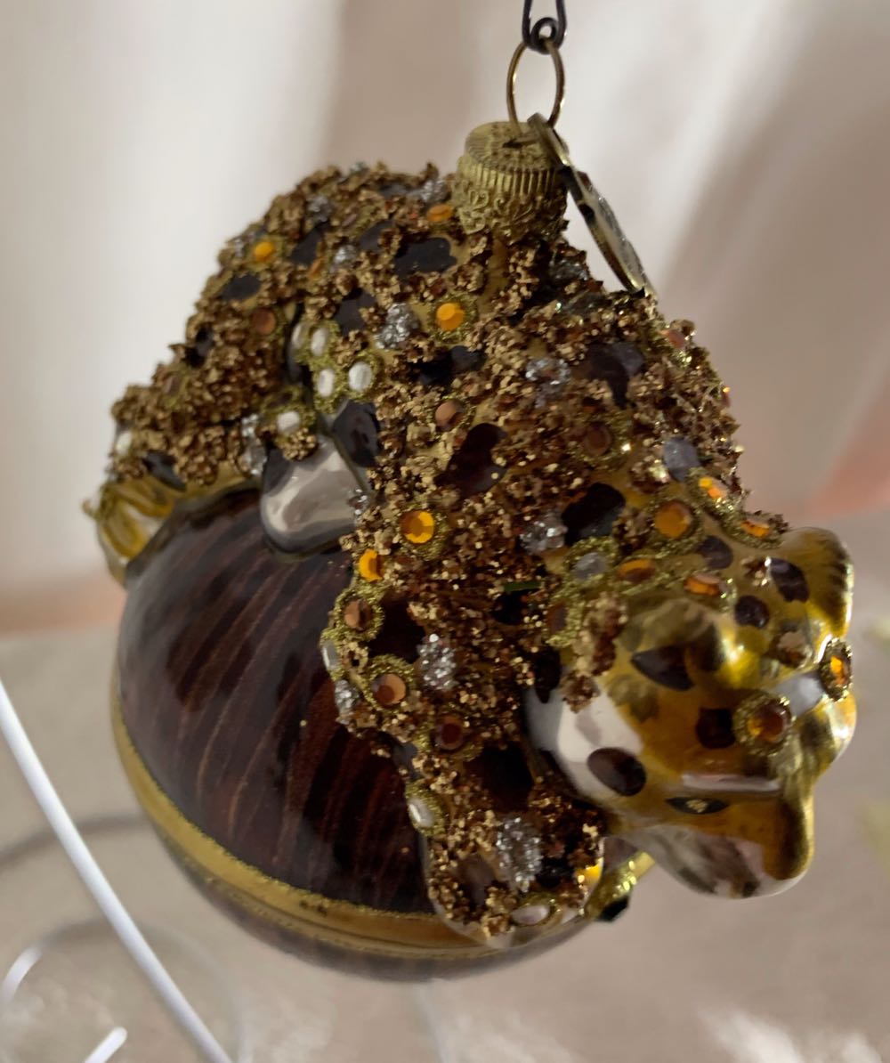 Leopard On Ball  (Jungle) ornament collectible - Main Image 2