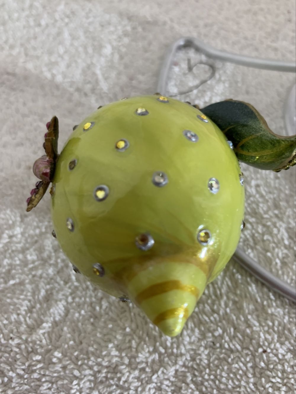 Lemon With Bee  (Jungle) ornament collectible - Main Image 4