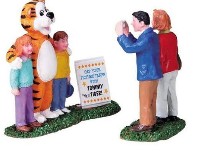 82502 Kids Tommy Tiger - Figurines (Carnival Pieces) ornament collectible - Main Image 1