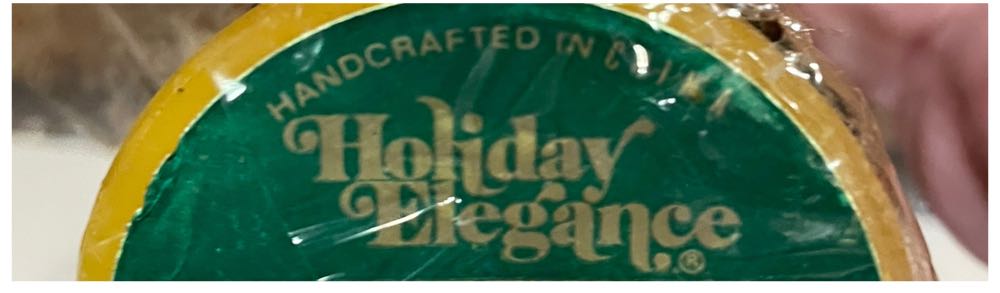 Jasco - Candle - Holiday Elegance - Magi - Candle (Nativity) ornament collectible - Main Image 2