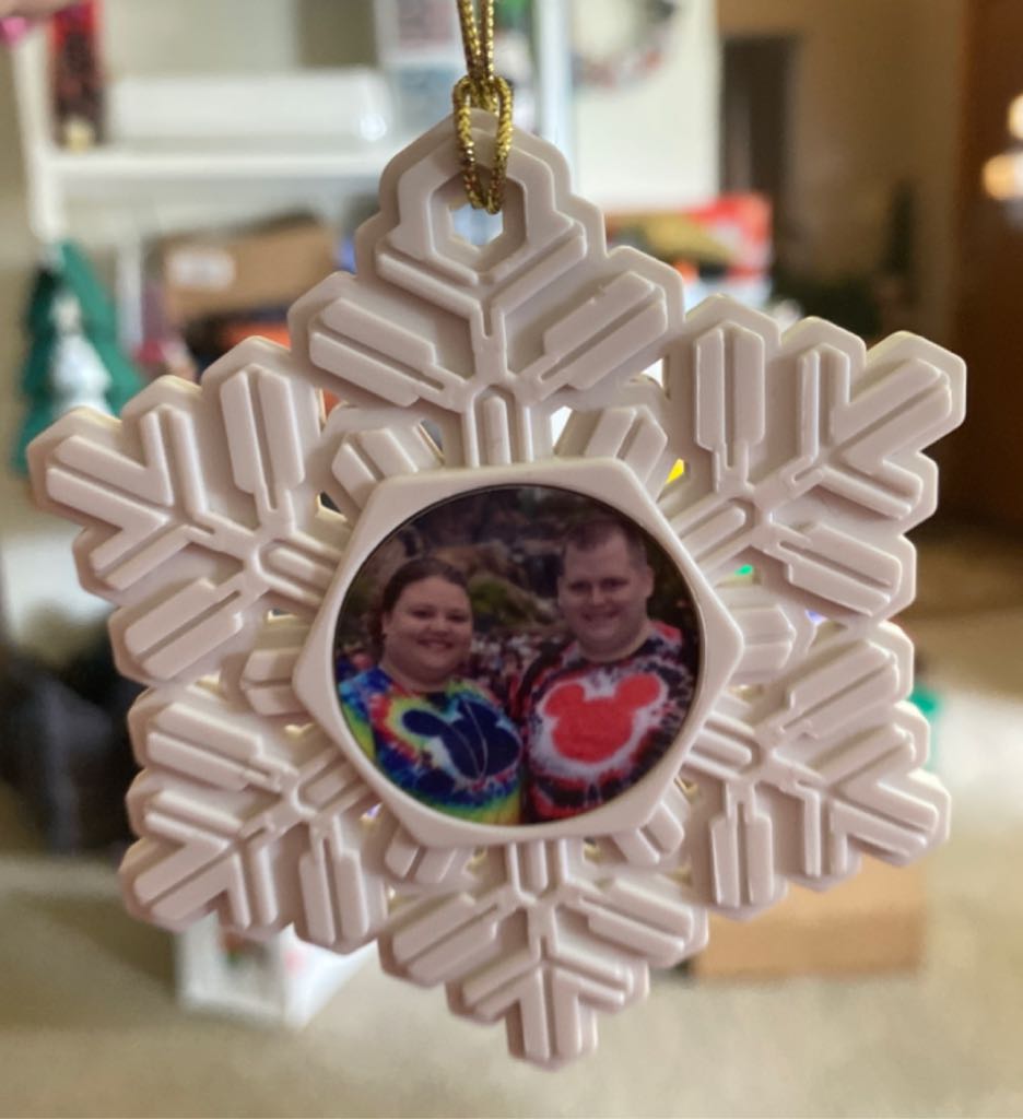 Valentine - Flat - Mechanical - Woman Typing - 3/5-330