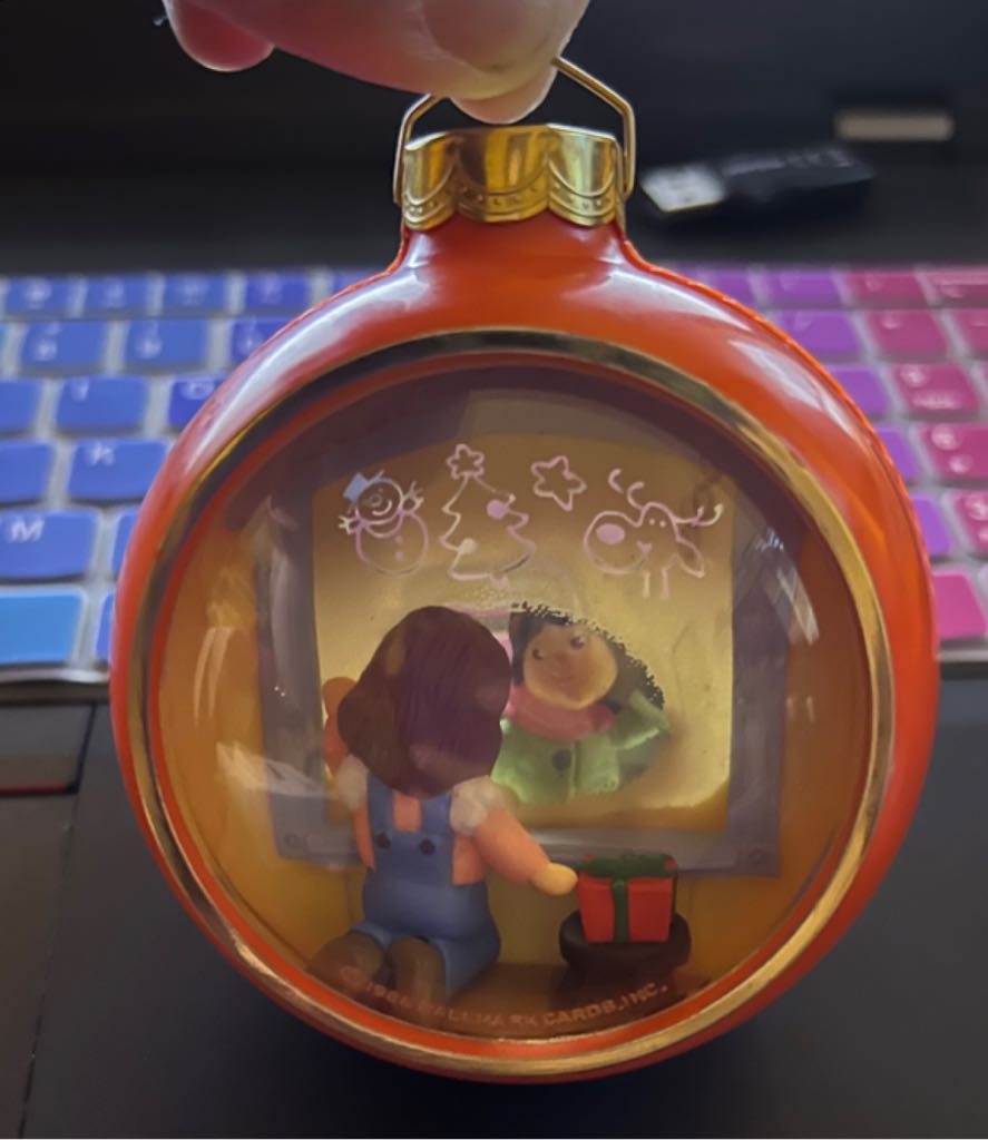 Light My Way, Red, Green & Gold