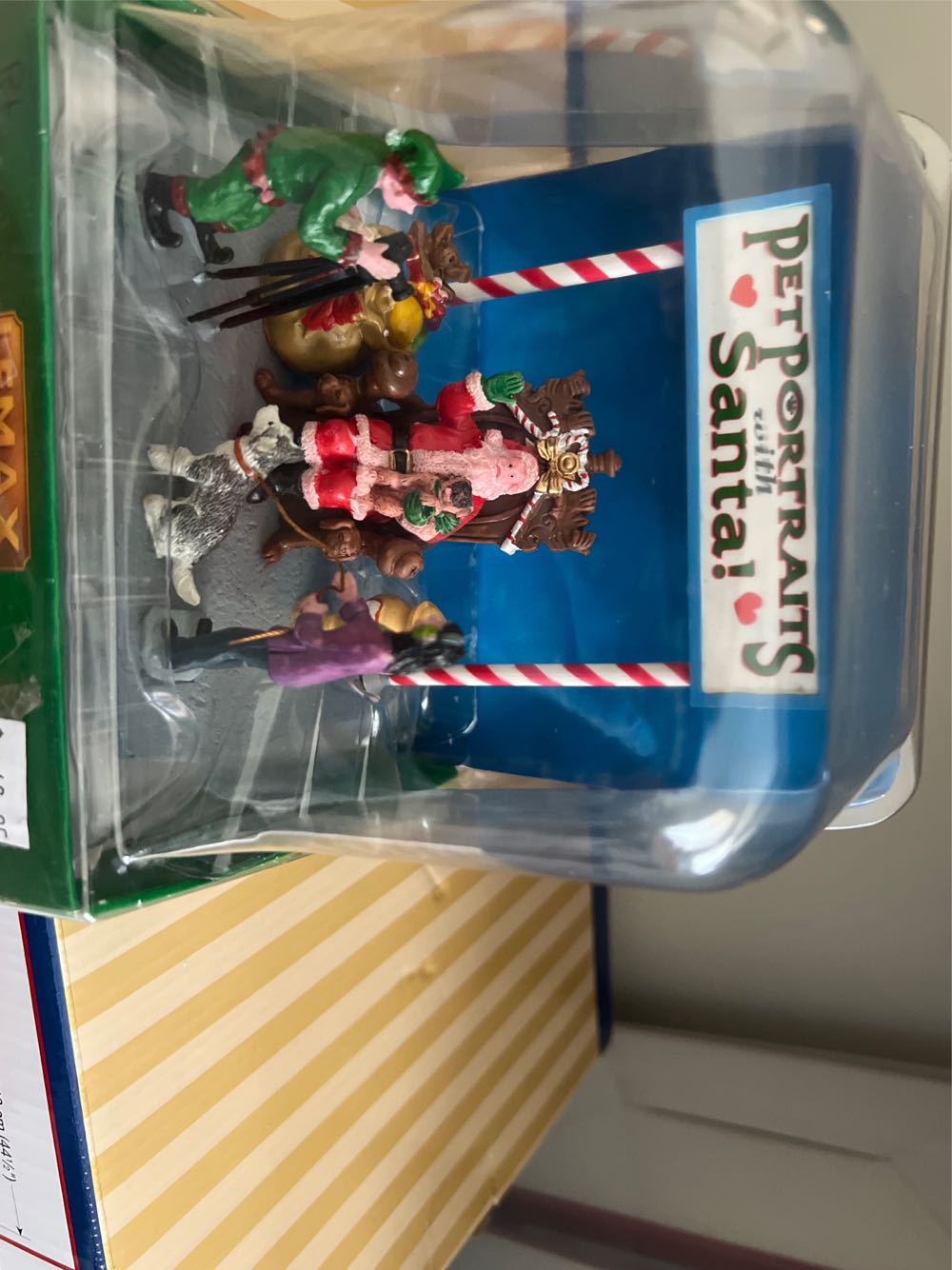 65394 The Village Arcade