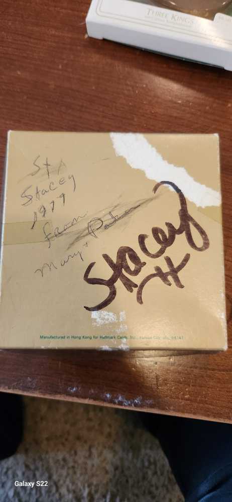 Praying Child Della Robia Wreath - Tree Trimmer Collection (Nativity, Religious) ornament collectible - Main Image 2