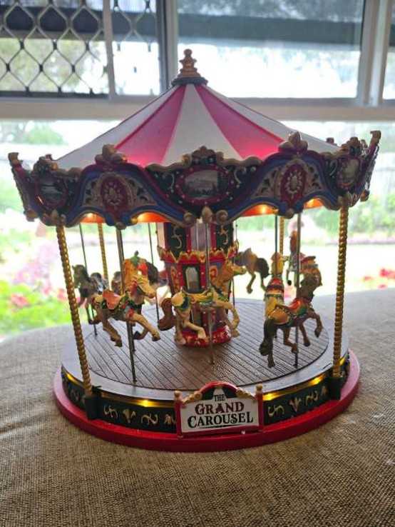 The Grand Carousel - #84349 - Carnival (Sights & Sounds) ornament collectible [Barcode 728162843494] - Main Image 2