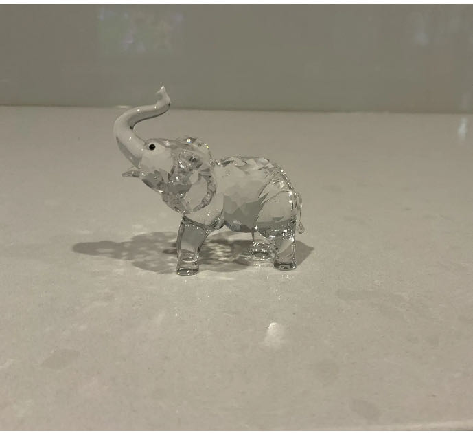 Swarovski S191371 Crystal Figurine Baby Elephant  ornament collectible [Barcode 9003141913711] - Main Image 2