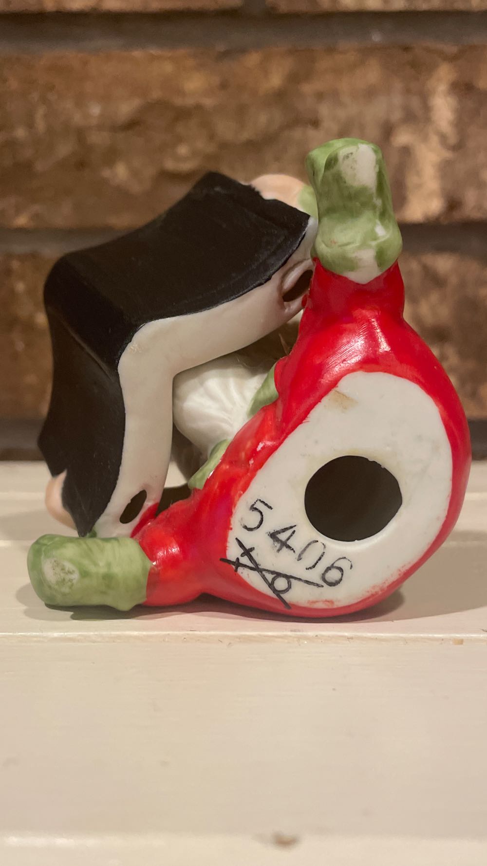 HOMCO - Elf - With Book - 5406 - Elf (Figurine) ornament collectible - Main Image 4