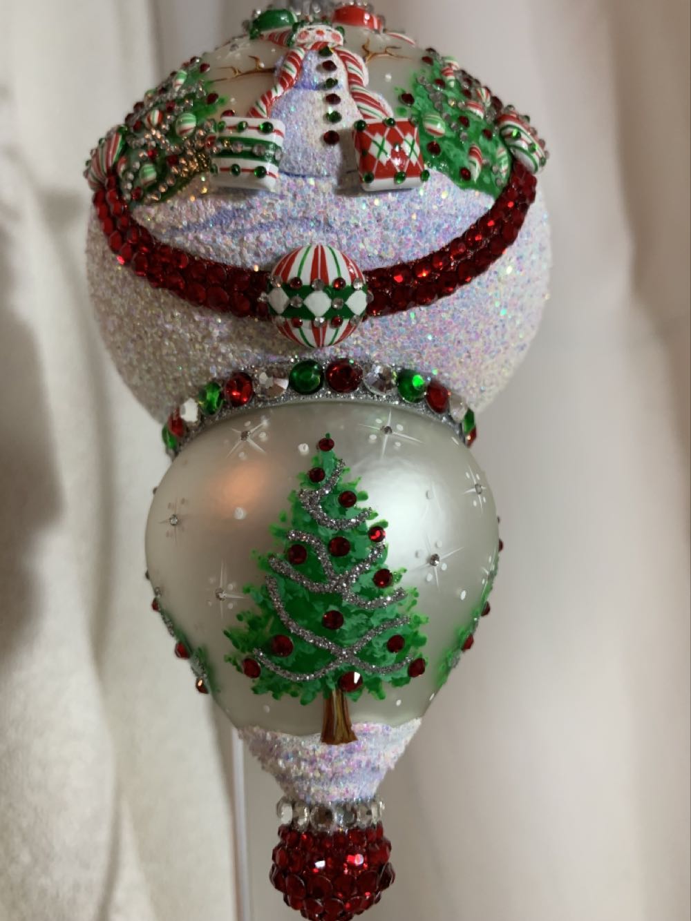 The Pendant, Winter Fun, Pearl: Red & Green - Neiman Marcus (Christmas Tree Ornament) ornament collectible - Main Image 3
