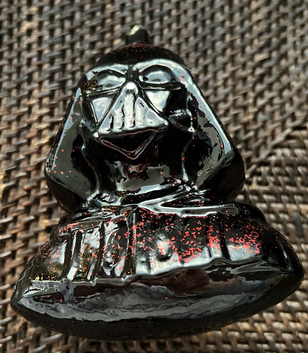 Darth Vader - Studio Collection (Star Wars) ornament collectible [Barcode 645001154354] - Main Image 2