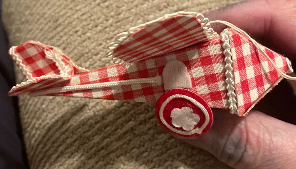 Gingham - Plane - Plane (Gingham) ornament collectible - Main Image 2