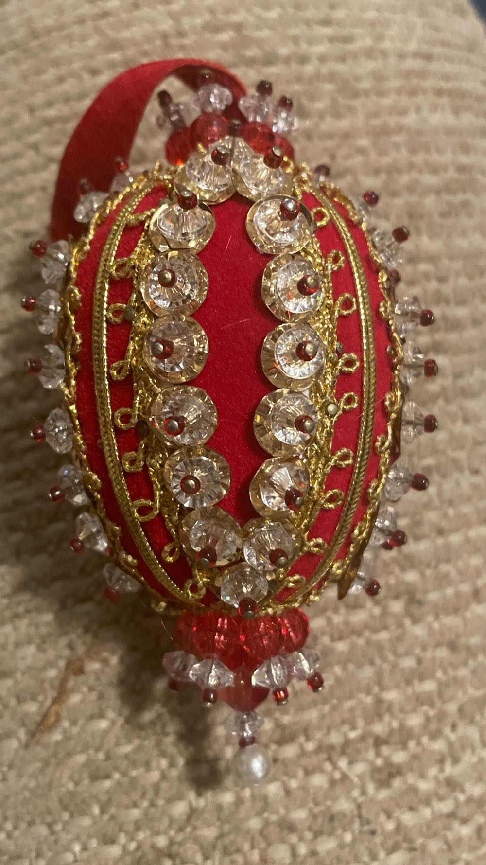 Bead & Sequin - Oval - Red, White, Gold - Oval (Bead & Sequin) ornament collectible - Main Image 2