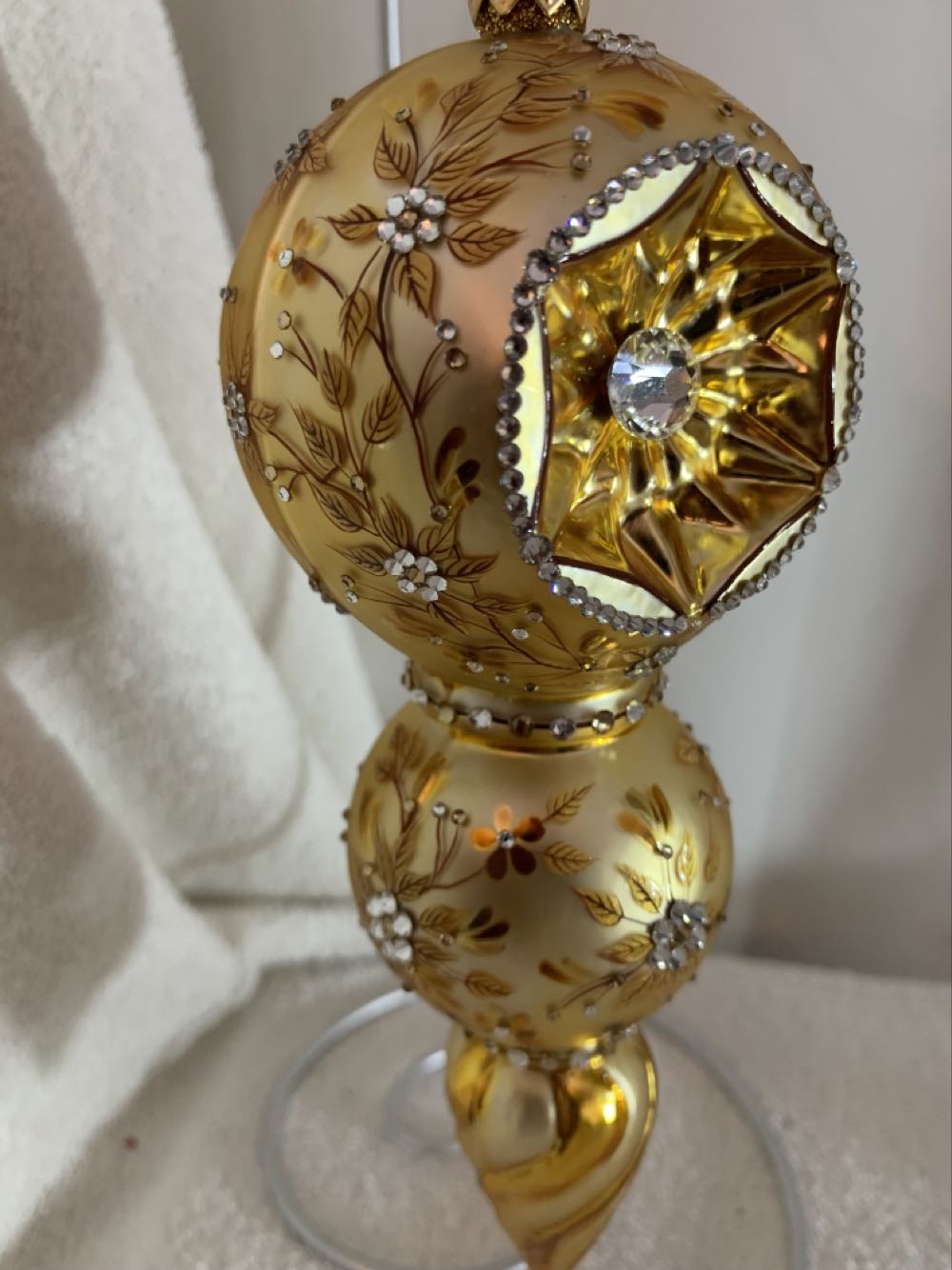 Bedazzling Reflector, Gold, Extra Flowers - Other Exclusive (Christmas Tree Ornament) ornament collectible - Main Image 2