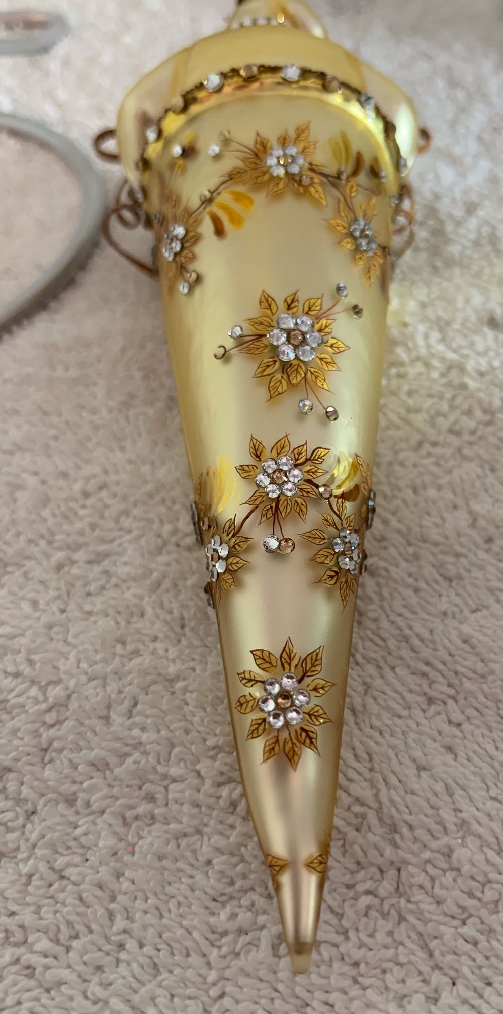 Davis Claus, Gold - Other Exclusive (Santa) ornament collectible - Main Image 4