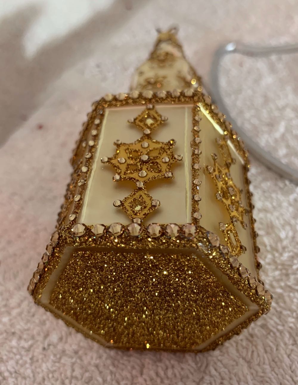 Earl Grey Claus, Vermeer, Gold - Other Exclusive (Santa) ornament collectible - Main Image 4