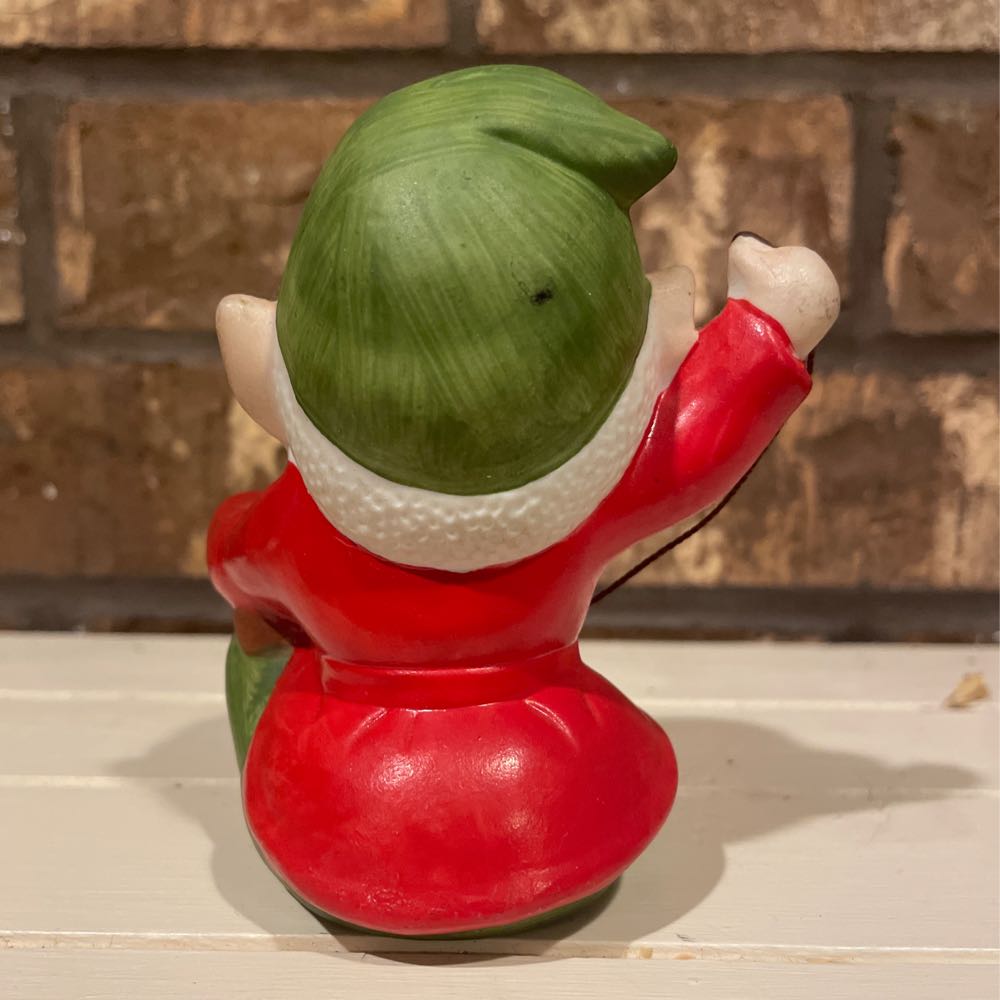 HOMCO - Elf - Sewing Football - #5618 - Elf (Figurine) ornament collectible - Main Image 2