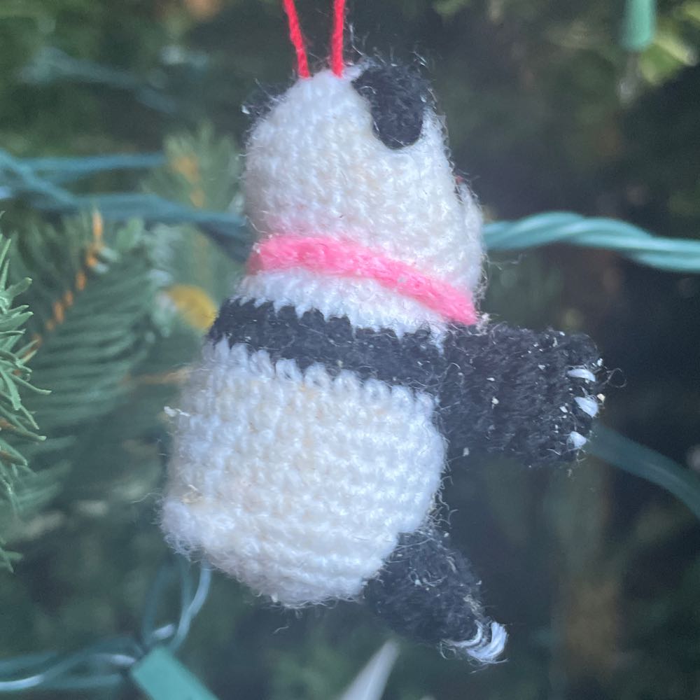 Crochet - Panda - With Basket - Panda (Animals) ornament collectible - Main Image 2