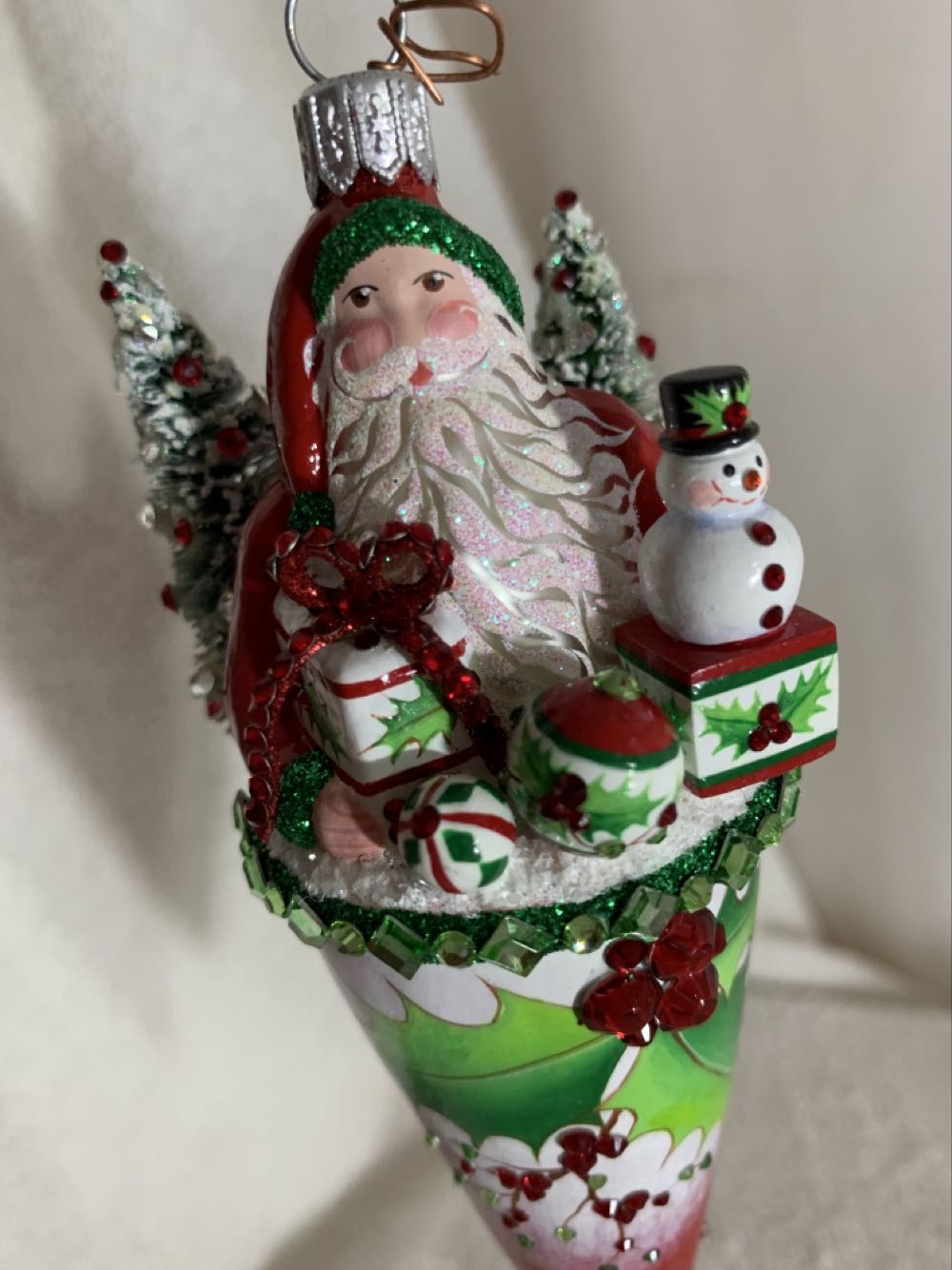 Cornucopia, Paved Holly - General Line (Santa) ornament collectible - Main Image 2