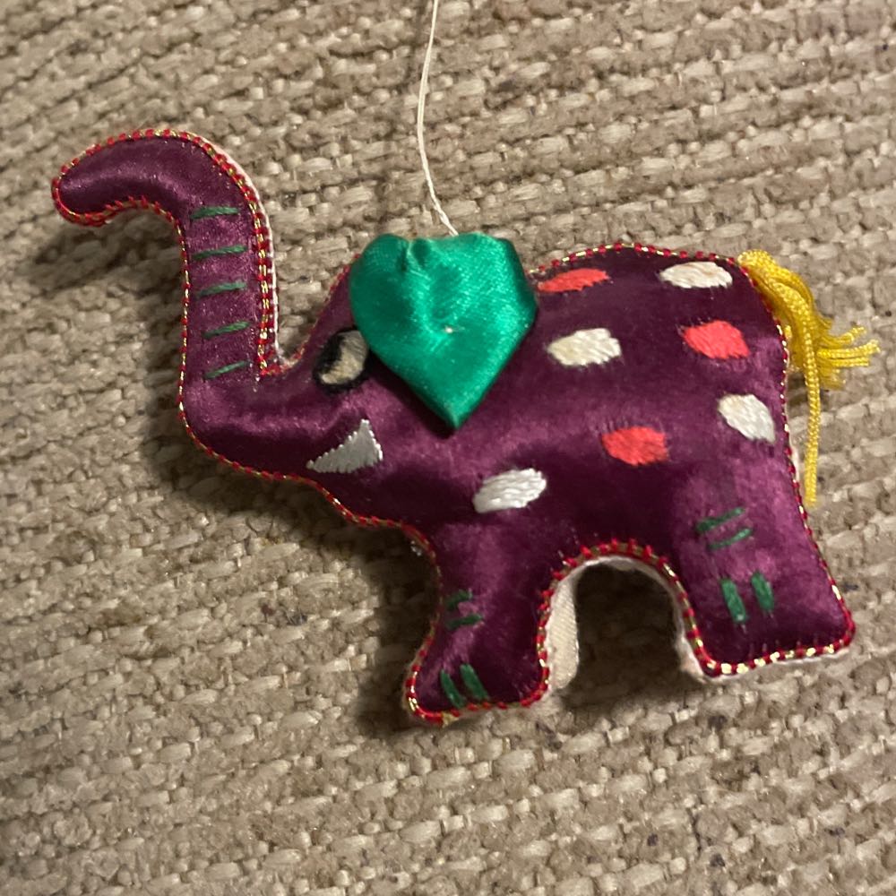 Silk - Elephant - Embroidered - Elephant (Silk) ornament collectible - Main Image 2
