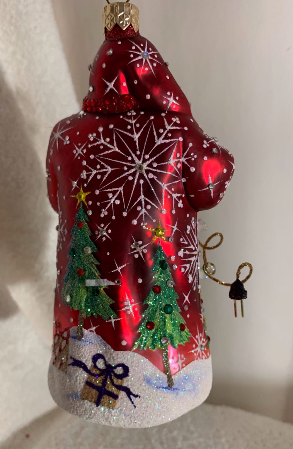 Lighting the Tree, Red - Pre Release, Exclusive (Santa) ornament collectible - Main Image 3