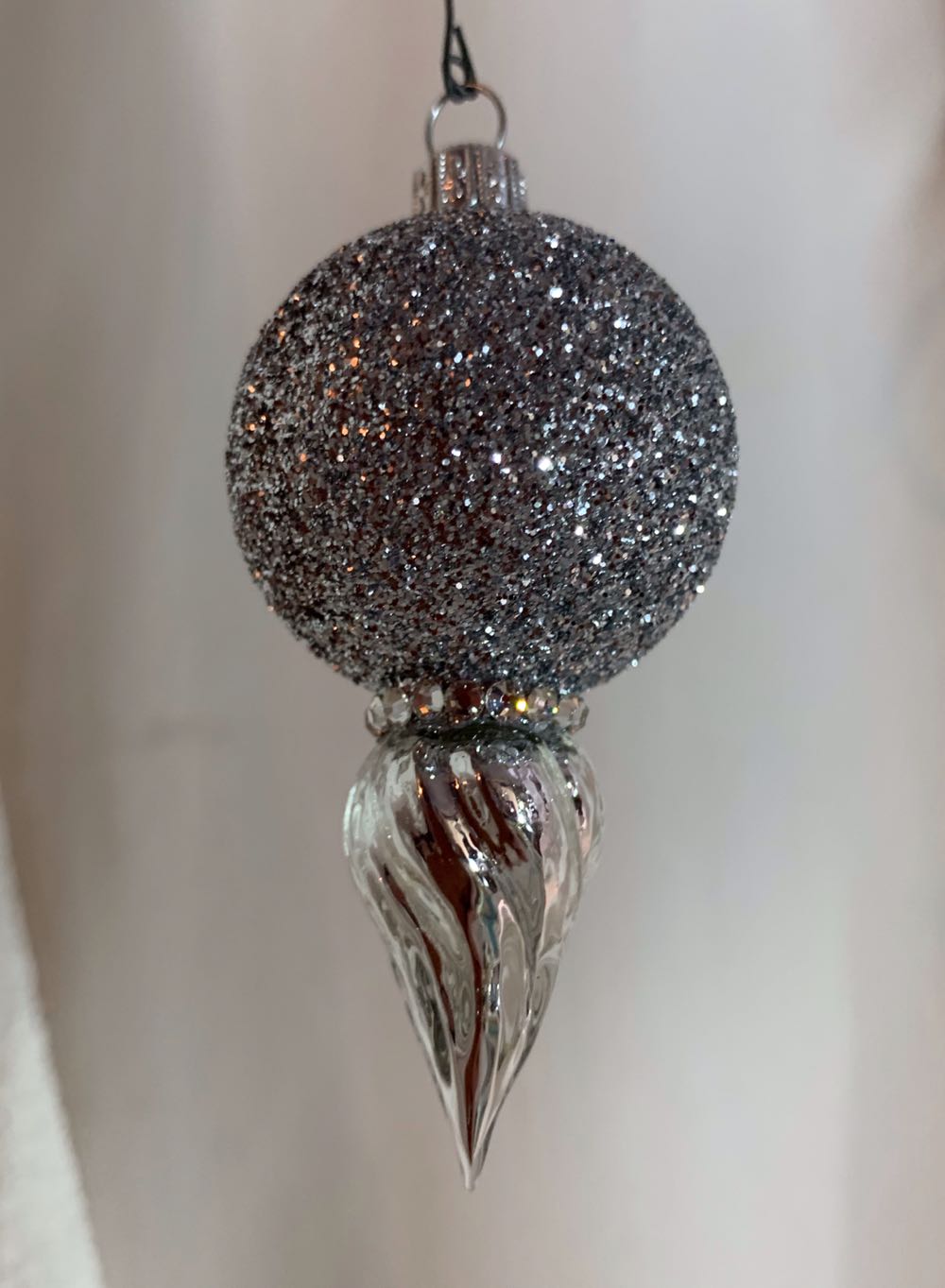 Event Momento, Pearl Glitter, Reflector - Studio Gift (Christmas Tree Ornament) ornament collectible - Main Image 3