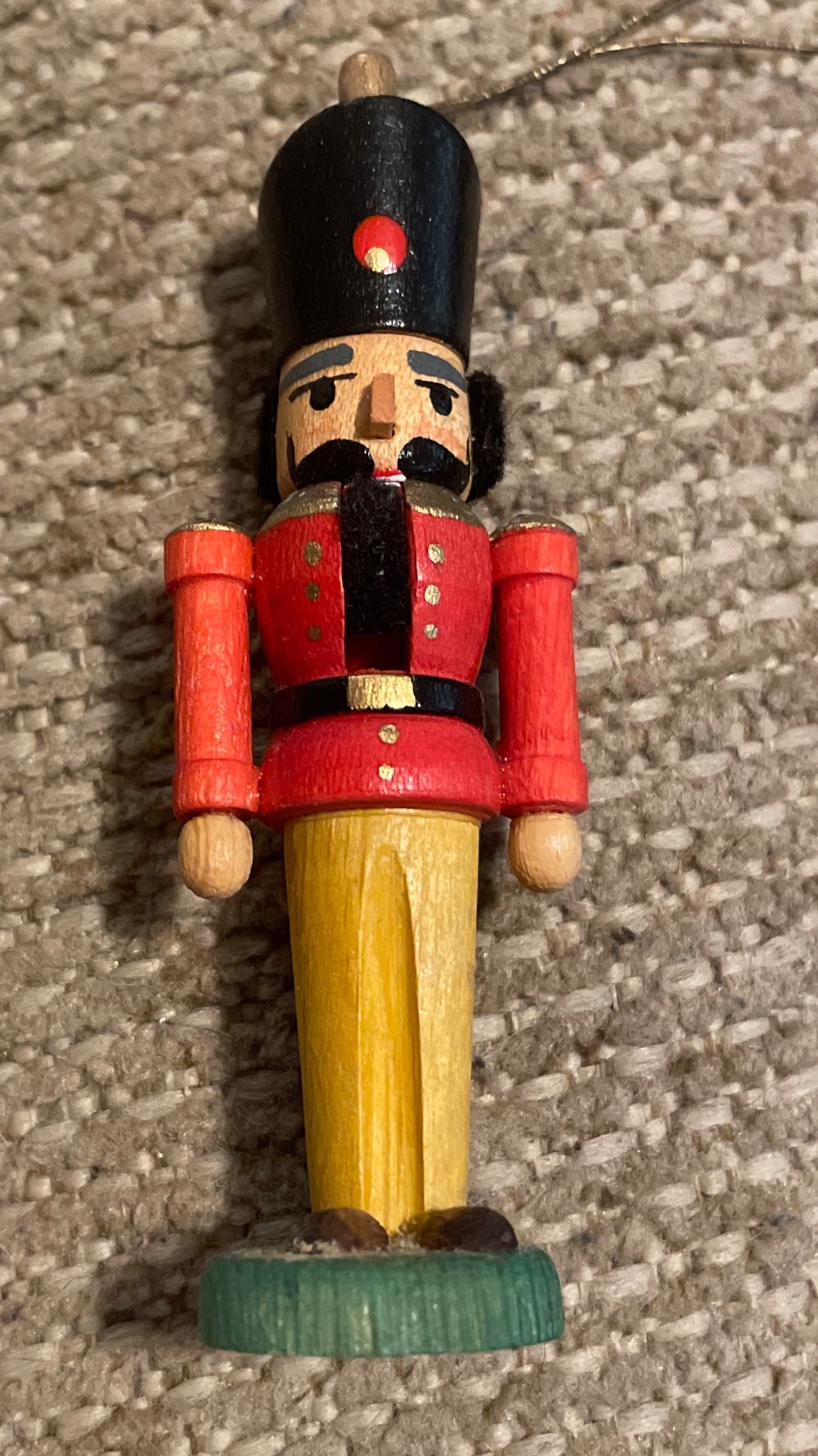 Connaught Santa, Jeweled Holly