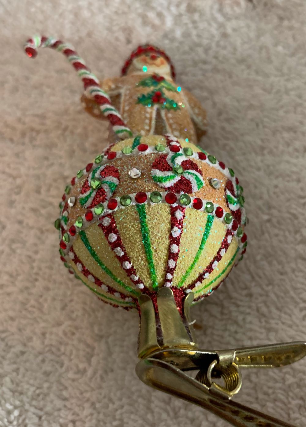 Gingerboy on Ball - Other Exclusive (Christmas Tree Ornament) ornament collectible - Main Image 4