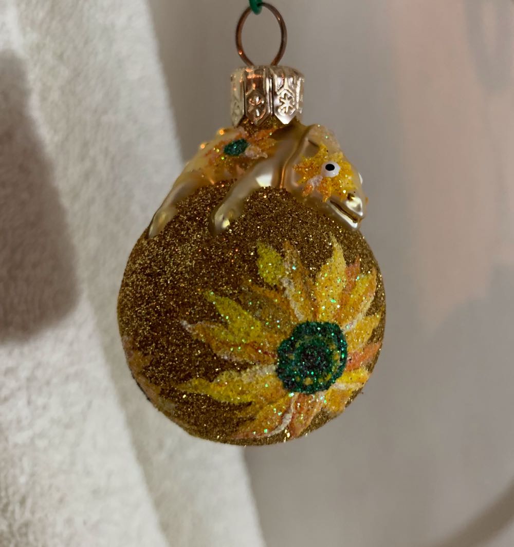 Miniature Chameleon, Sunflowers - Event Exclusive (Christmas Tree Ornament) ornament collectible - Main Image 2