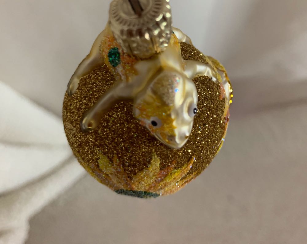 Miniature Chameleon, Sunflowers - Event Exclusive (Christmas Tree Ornament) ornament collectible - Main Image 3