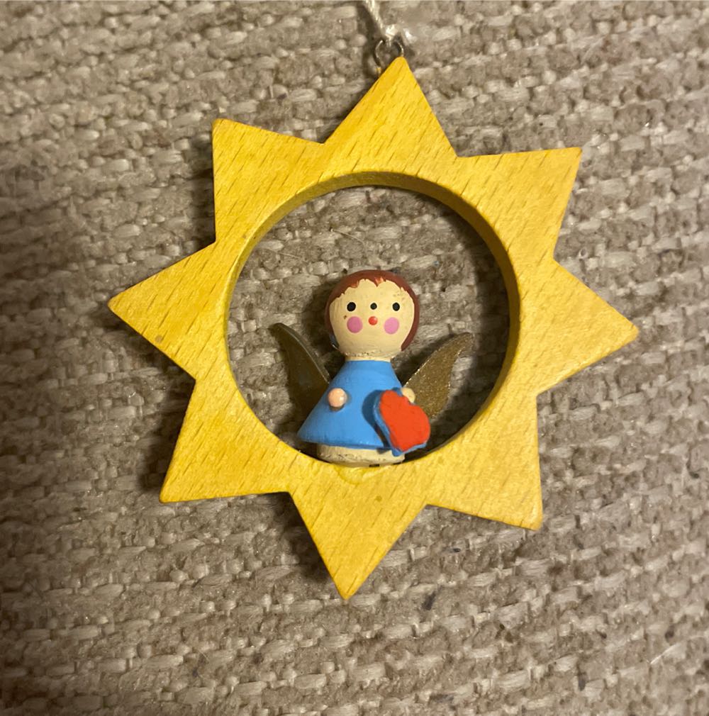 Department 56 Woodsmen Elves #56308