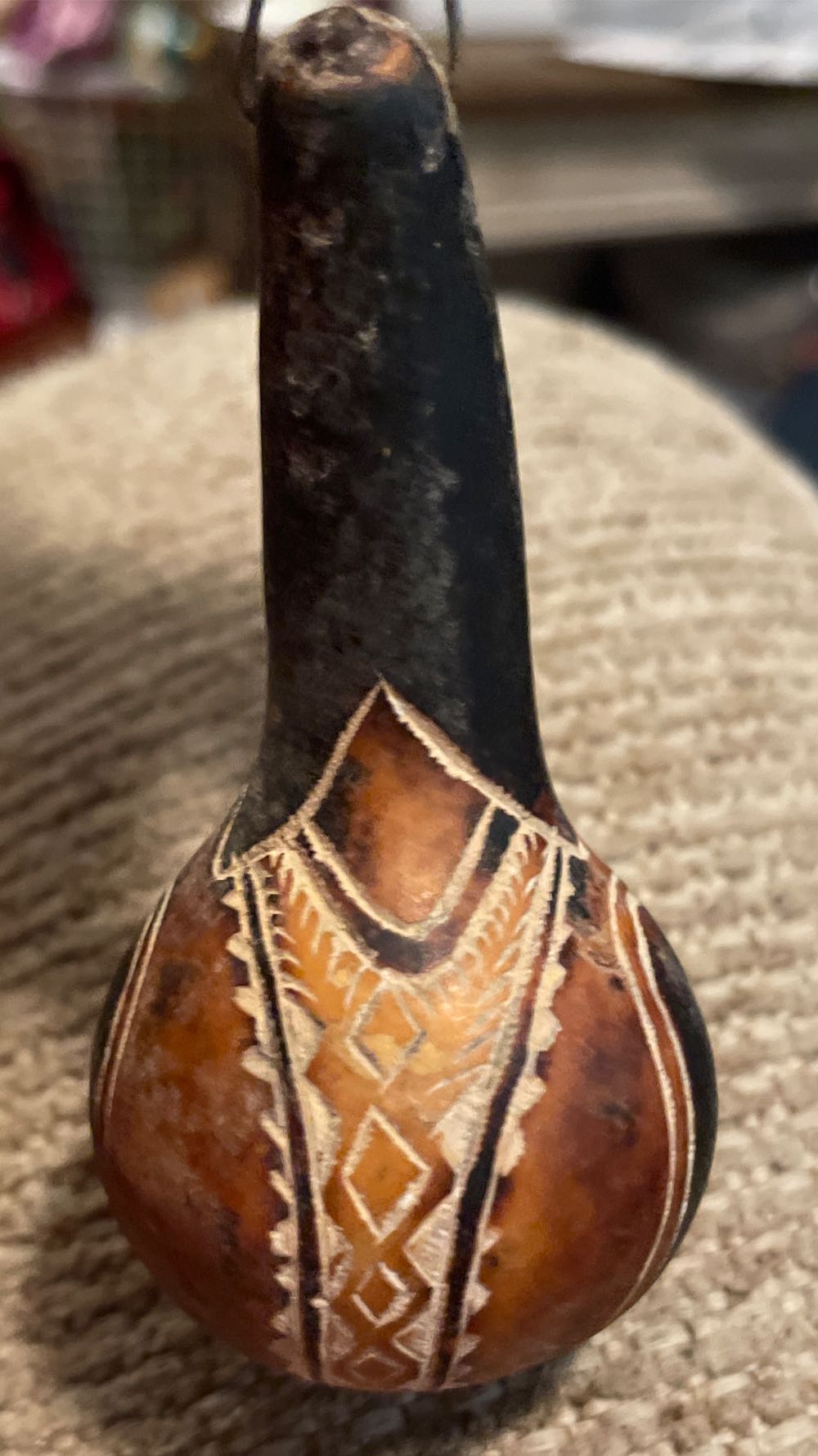 Peruvian - Carved Gourd - Man Playing Flute - Carved Gourd (Folk Art) ornament collectible - Main Image 3